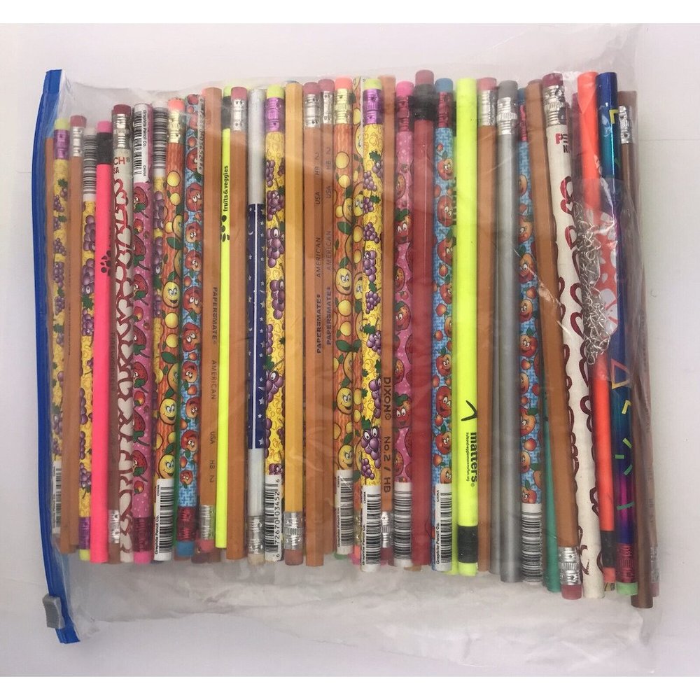 Large‎ Lot Of Pencils Hearts Fruit Grapes Apples Paper mate